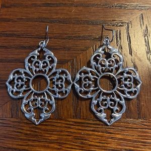 Francesca’s Silver Flower Earrings